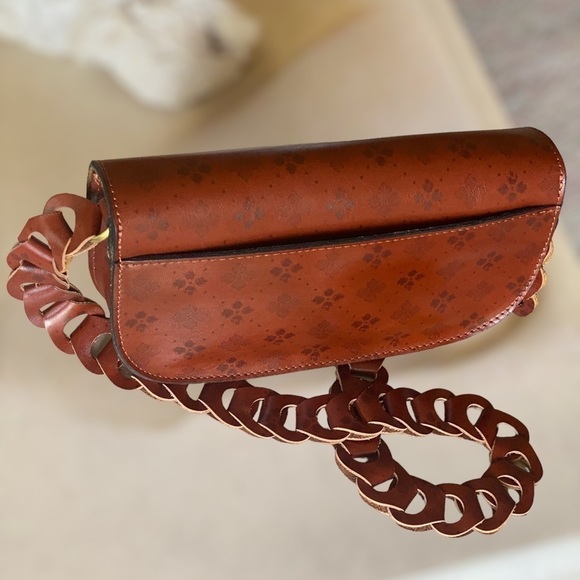 Patricia Nash Chelsea Chainlink Crossbody Signature Floret Print Minimal… - Picture 12 of 15